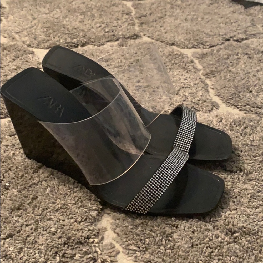 Zara Vinyl Wedges - Picture 8 of 8
